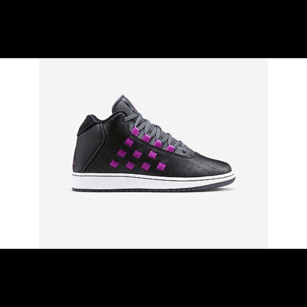 Nike Jordan Illusion Youth Basketball Shoes (Sz 7)